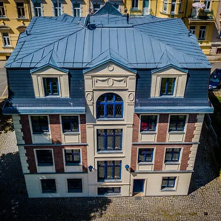 Chopin Apartment *